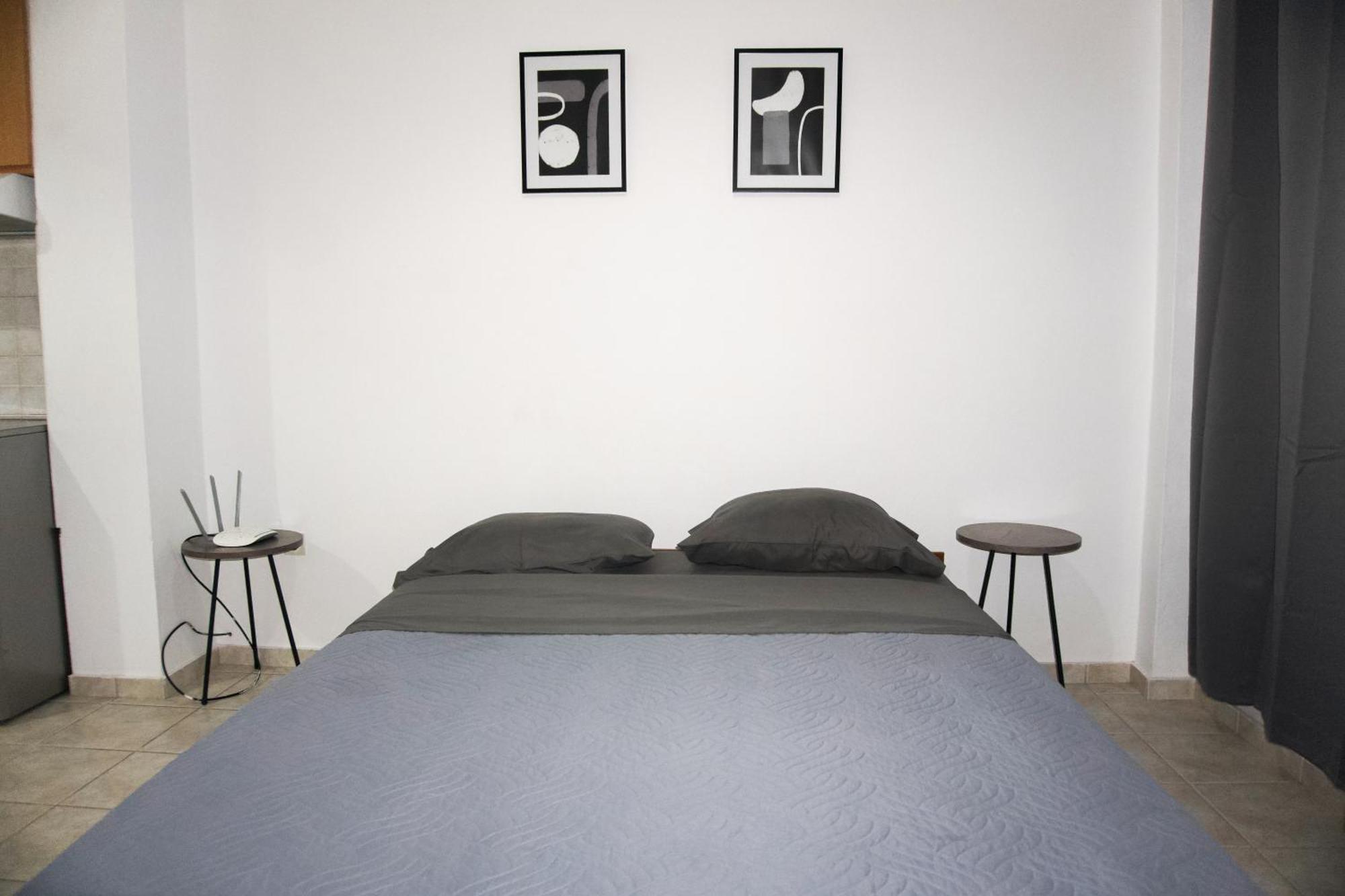 Pink Sand Sea Apartment Adelianos Kampos Exterior photo